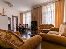 Prodej bytu 3+kk, Karlovy Vary, Divadelní náměstí, 100 m2