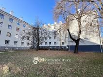 Prodej bytu 4+kk, Znojmo, Rumunská, 179 m2