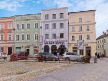 Pronájem restaurace, Jindřichův Hradec - Jindřichův Hradec I, nám. Míru, 160 m2