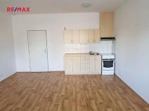 Pronájem bytu 1+kk, Strakonice, Lidická, 37 m2