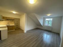 Prodej bytu 3+kk, Milovice, Slepá, 76 m2