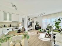 Prodej bytu 4+kk, Manilva, Španělsko, 81 m2