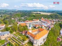 Prodej historického objektu, Nové Město nad Metují, Husovo náměstí, 322 m2