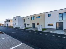 Prodej rodinného domu, Praha - Kolovraty, Devětsilová, 105 m2