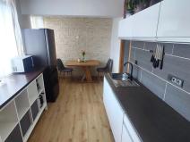 Prodej bytu 3+1, Sazená, 71 m2