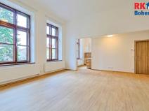 Pronájem bytu 1+kk, Český Brod, nám. Arnošta z Pardubic, 51 m2