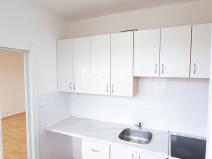 Pronájem bytu 1+1, Karviná - Hranice, Bratr. Veverkových, 34 m2