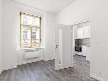 Pronájem bytu 1+1, Praha - Smíchov, Preslova, 26 m2