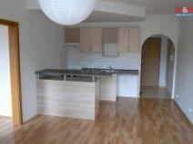 Pronájem bytu 2+kk, Chvaletice, U Kulturního domu, 41 m2