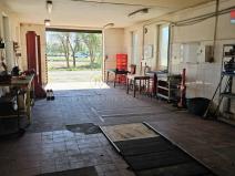 Pronájem obchodního prostoru, Chrášťany, U Cihelny, 100 m2