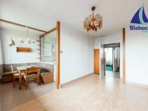 Pronájem bytu 3+1, Praha - Prosek, Veltruská, 61 m2