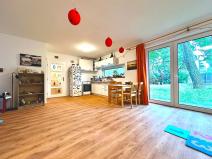 Pronájem bytu 1+kk, Praha - Kobylisy, Veltěžská, 40 m2