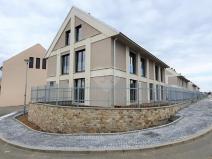 Pronájem bytu 2+kk, Praha - Královice, Ke Tvrzi, 38 m2
