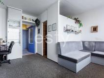Prodej bytu 2+kk, Praha - Modřany, Vokrojova, 44 m2