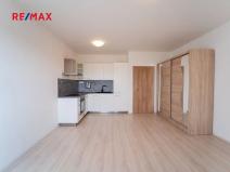 Pronájem bytu 1+kk, Beroun, Vinařská, 33 m2