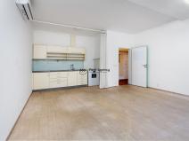 Prodej bytu 2+kk, Praha - Hlubočepy, Geologická, 47 m2