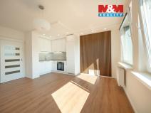 Prodej bytu 2+kk, Praha - Černý Most, Kpt. Stránského, 47 m2