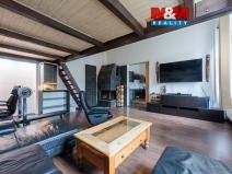 Prodej bytu 2+1, Nejdek, náměstí Karla IV., 107 m2