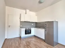 Pronájem bytu 1+1, Praha - Smíchov, Podbělohorská, 45 m2