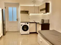 Pronájem bytu 1+kk, Praha - Vršovice, Bulharská, 20 m2