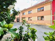 Prodej vícegeneračního domu, Rataje, 177 m2