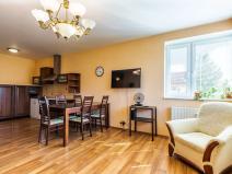 Prodej bytu 4+kk, Praha - Újezd nad Lesy, Domanovická, 108 m2