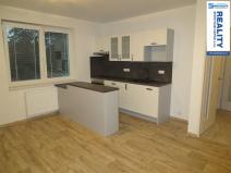 Pronájem bytu 2+kk, Kamenný Újezd, 5. května, 42 m2