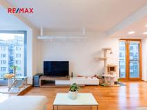 Pronájem bytu 2+kk, Praha - Holešovice, Komunardů, 68 m2