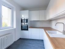 Pronájem bytu 3+1, Praha - Smíchov, U Blaženky, 70 m2