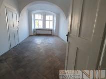 Pronájem bytu 2+kk, Plzeň, náměstí Republiky, 60 m2