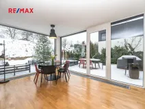 Pronájem vily, Praha - Lysolaje, 150 m2