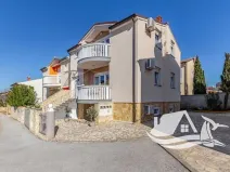 Prodej vícegeneračního domu, Medulin, Chorvatsko, Pošesi, 150 m2