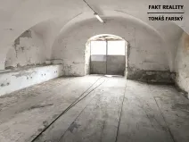 Pronájem garáže, Býčkovice, 100 m2