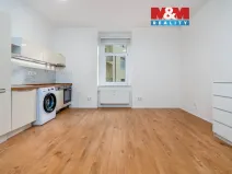 Pronájem bytu 1+kk, Praha - Vysočany, Spojovací, 35 m2
