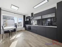 Prodej bytu 3+kk, Karlovy Vary, Dubová, 83 m2