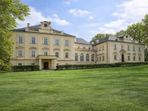 Prodej historického objektu, Hluboš