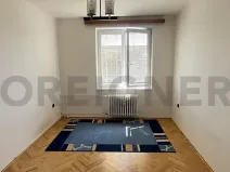 Pronájem bytu 2+1, Pardubice, Benešovo náměstí, 20 m2