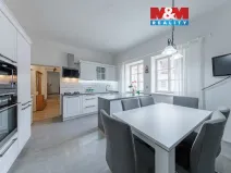 Prodej rodinného domu, Cheb, Kostelní náměstí, 148 m2