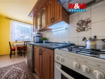 Prodej bytu 3+1, Krupka - Maršov, Karla Čapka, 79 m2