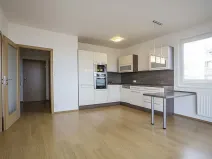 Pronájem bytu 2+kk, Praha - Prosek, Kytlická, 58 m2