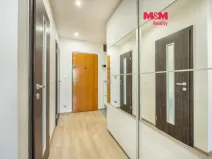 Prodej bytu 2+kk, Praha - Kobylisy, Rajmonova, 44 m2