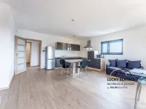 Pronájem bytu 2+kk, Čestlice, Habrová, 59 m2