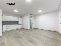 Pronájem bytu 3+kk, Kladno, Veleslavínova, 71 m2