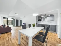 Prodej bytu 3+kk, Praha - Dolní Chabry, Kobyliská, 95 m2