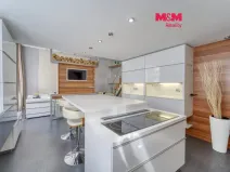 Prodej atypického bytu, Plzeň - Jižní Předměstí, Skrétova, 88 m2