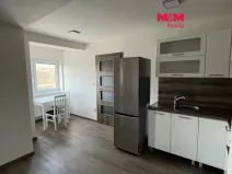 Pronájem bytu 1+kk, Hrdlořezy, 36 m2
