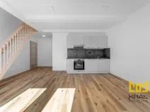 Pronájem bytu 2+kk, Praha - Smíchov, Nádražní, 49 m2
