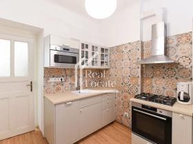 Pronájem bytu 2+kk, Praha - Vinohrady, Velehradská, 52 m2
