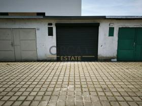 Prodej garáže, Kyjov, Sídliště M. Švabinského, 17 m2