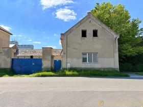 Prodej rodinného domu, Chotětov, Nádražní, 340 m2
